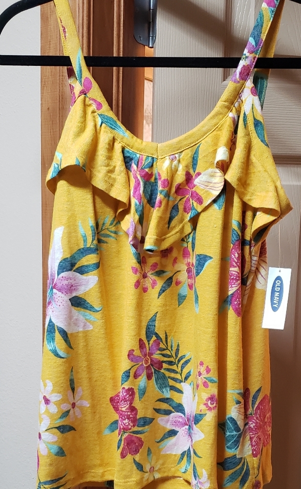 NWT Floral Tank Top